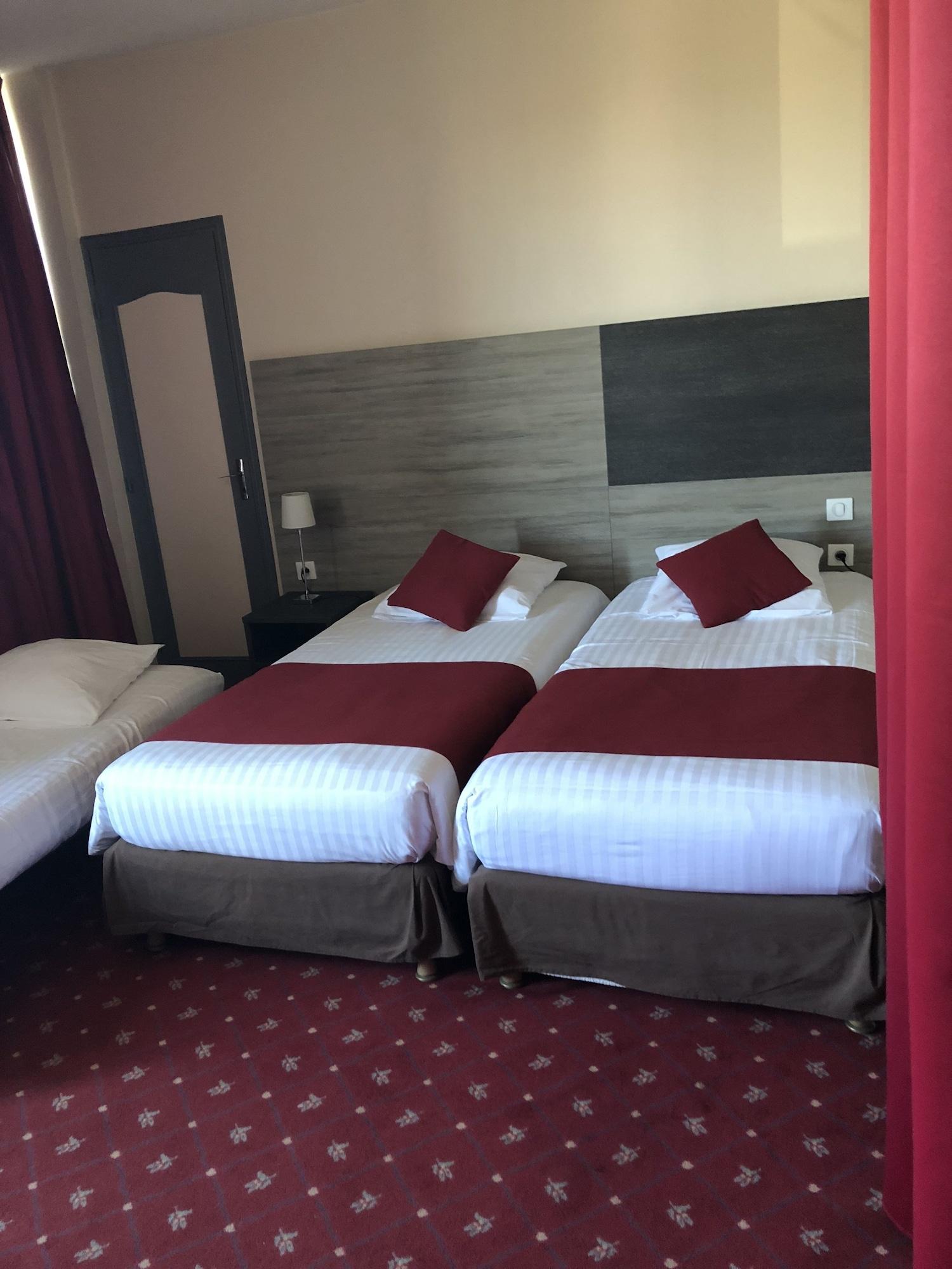 Logis - Hotel Du Nord Et Restaurant La Table D'Elisa كومبيينْيِ المظهر الخارجي الصورة